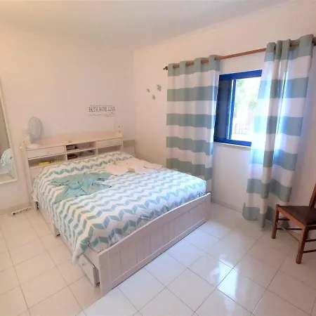 아파트 Algarve T2 W Balcony And Sea View Near In Manta Rota *