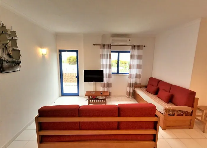 Algarve T2 W Balcony And Sea View Near In Manta Rota Apartment