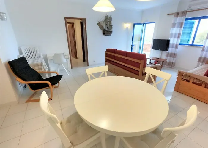 Algarve T2 W Balcony And Sea View Near In Manta Rota