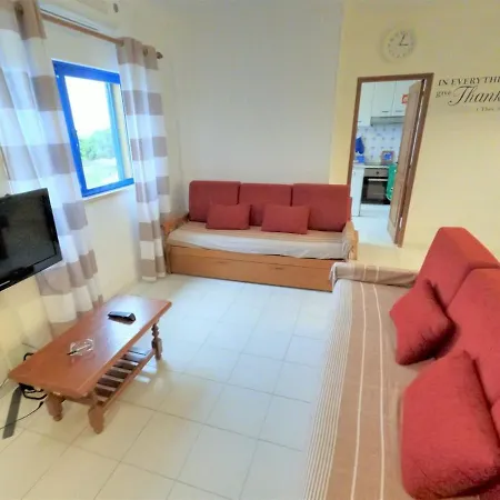 Algarve T2 W Balcony And Sea View Near In Manta Rota *